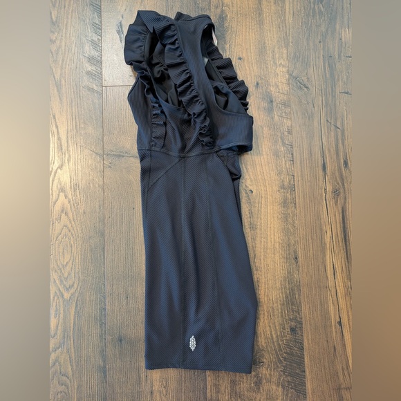 Free People Movement Ruffle Me Up Shortie Black Size XS - Picture 7 of 13